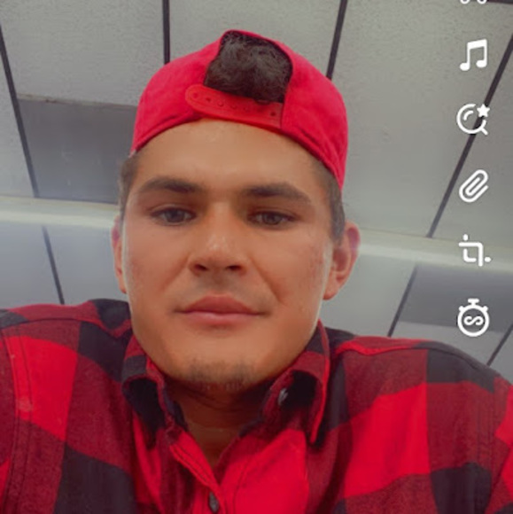 Meet your Posher, Alex - Picture 1 of 1